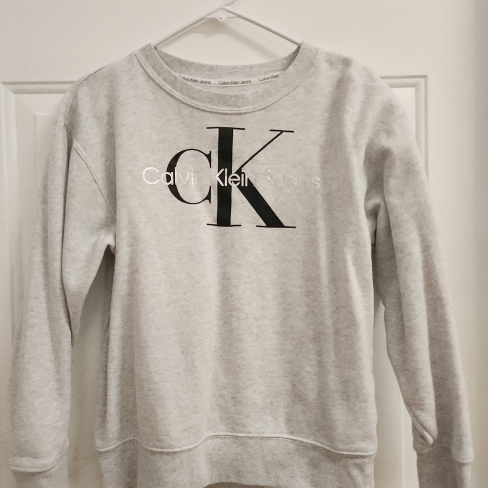 Calvin Klein Women's Gray Sweater